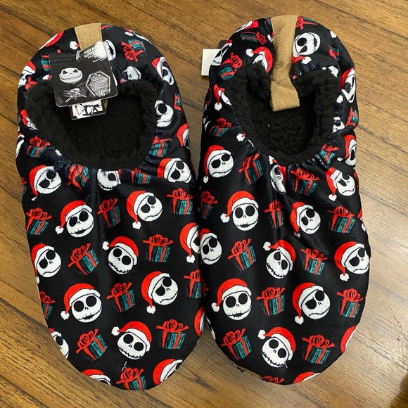 Nightmare Before Christmas Slippers 🎅 - Picture 1 of 5